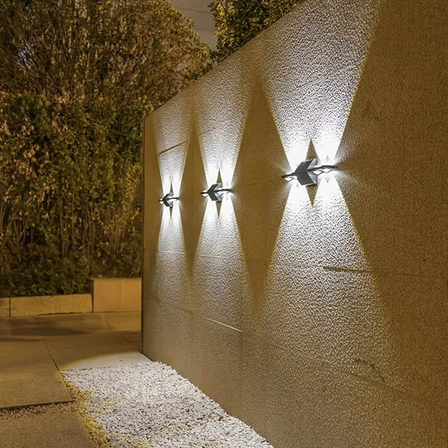 Solar Wandlampen Buiten – 8 LED Up & Down Verlichting voor Tuin & Gevel